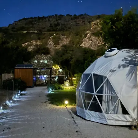 Campismo de Luxo Sougia Dome *